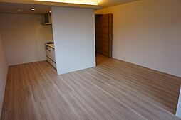 JR東海道・山陽本線 摂津富田駅 徒歩13分の賃貸アパート 3階2LDKのリビング/ダイニング