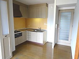 シャインヒル郡家 2階2LDKのリビング/ダイニング