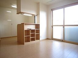 JR青梅線 小作駅 徒歩21分の賃貸アパート 2階1LDKのリビング/ダイニング