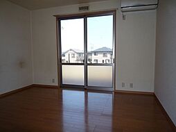 ラ・ペジーブル 2階1Kのリビング/ダイニング