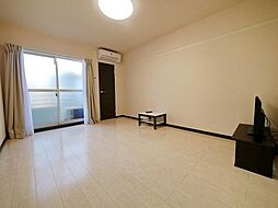 レオネクストパレット 2階1Kのリビング/ダイニング