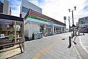ファミリーマート東飯能駅西口店 462m