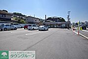セブンイレブン入間黒須1丁目店 徒歩3分。 180m