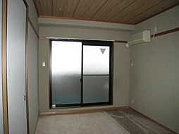 グランドメゾン 301 2階2LDKのリビング/ダイニング