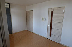 アーバンウェル茨木 704 7階1Kのリビング/ダイニング