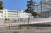 千里金蘭大学