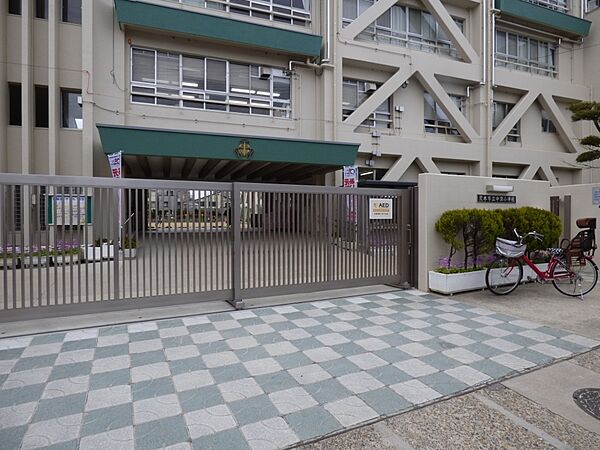 画像25:【小学校】茨木市立 中津小学校まで925ｍ