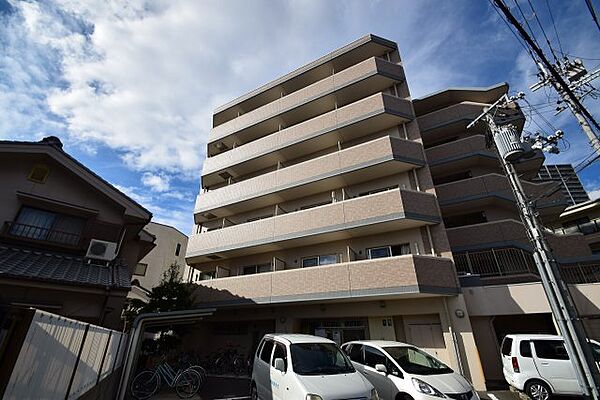 I s SQUARE(アイズスクエア) ｜大阪府高槻市上田辺町(賃貸マンション1K・4階・31.95㎡)の写真 その1