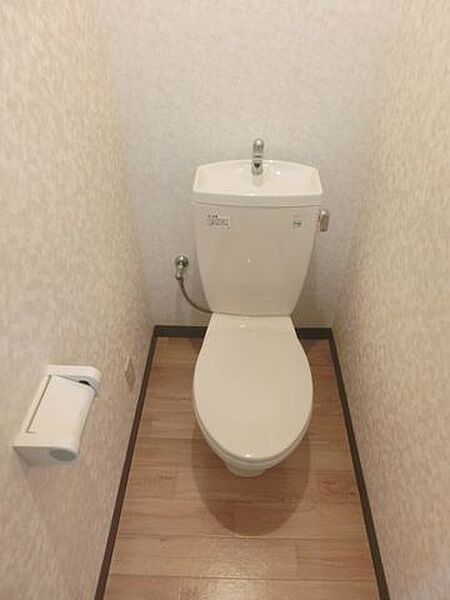 画像13:ウォシュレット付きトイレです