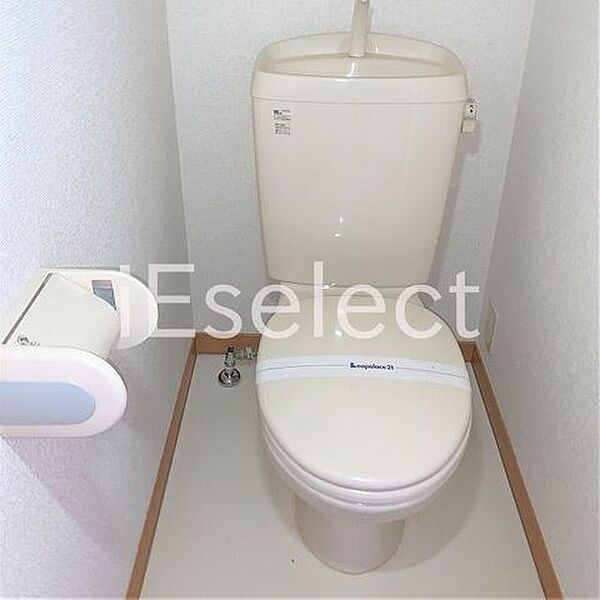 画像16:清潔感のあるトイレ