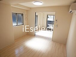 イーストガーデン 3階1LDKのリビング/ダイニング