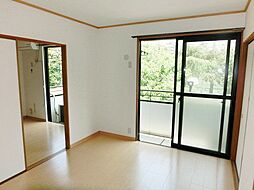 ラフィネＦ 1階3DKのリビング/ダイニング