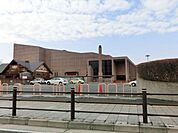 四街道図書館 1202m