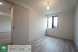 小田急小田原線 千歳船橋駅 徒歩8分の賃貸マンション 1階2LDKのリビング/ダイニング