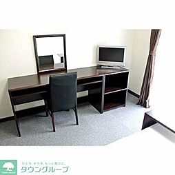 東急田園都市線 用賀駅 徒歩7分の賃貸マンション 2階ワンルームのリビング/ダイニング