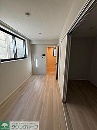 東急田園都市線 二子新地駅 徒歩5分の賃貸マンション 2階1LDKのリビング/ダイニング