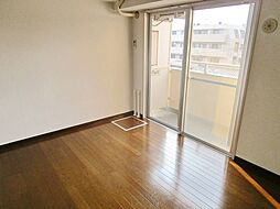 東急東横線 祐天寺駅 徒歩13分の賃貸マンション 3階1Kのリビング/ダイニング