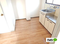 アクティオ大宮 4階2DKのリビング/ダイニング