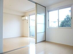 シャルマン市川 103 1階2DKのリビング/ダイニング