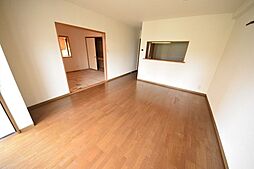 大新ヒルズ 107 1階3LDKのリビング/ダイニング