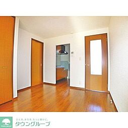 オーク・ヴィレッジ・柏 202 2階2DKのリビング/ダイニング