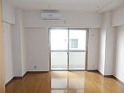 明るいお部屋です