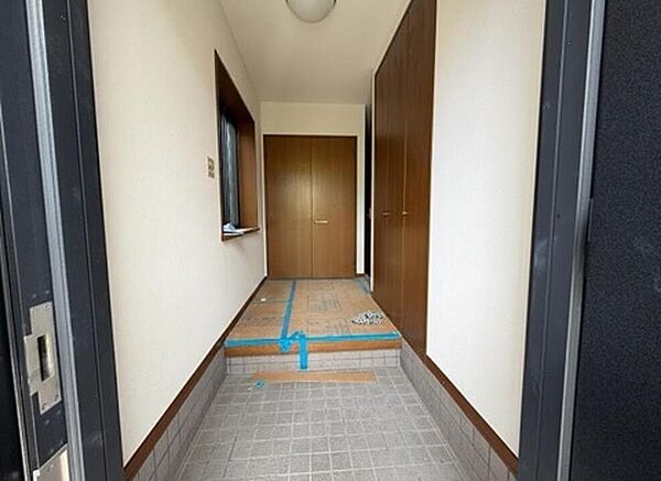 玄関を拡大表示