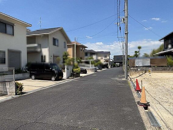 前面道路幅員：...