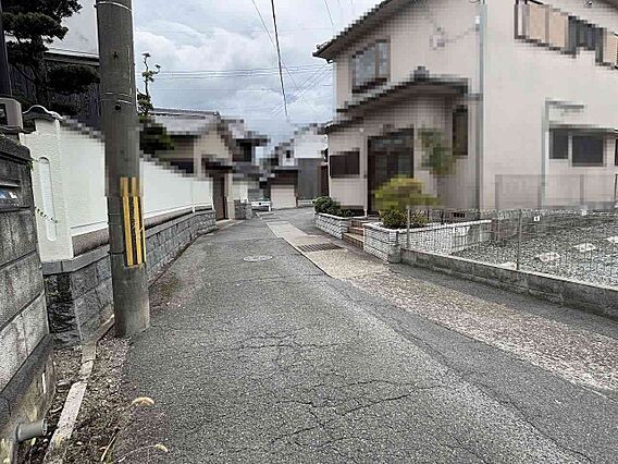 道路との高低差...