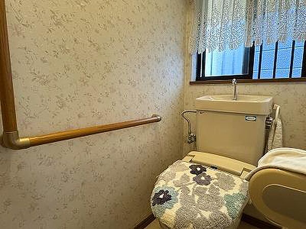 トイレを拡大表示