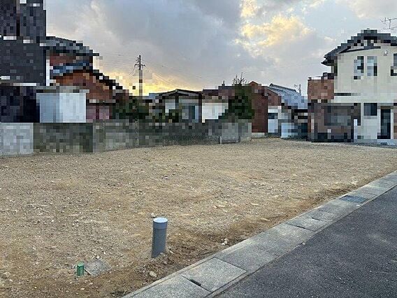津新町駅まで徒...