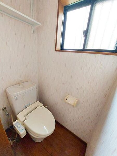 トイレを拡大表示