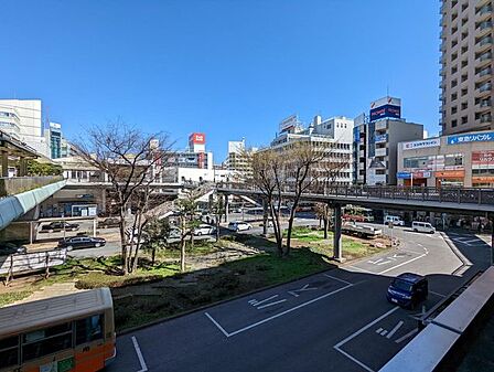 藤沢駅(小田急 江ノ島線) 徒歩6分。3路線利用可能な藤沢駅 490m