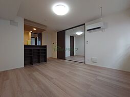 東京メトロ丸ノ内線 四谷三丁目駅 徒歩3分の賃貸マンション 2階3LDKのリビング/ダイニング