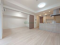 東京メトロ丸ノ内線 新宿御苑前駅 徒歩6分の賃貸マンション 5階1SLDKのリビング/ダイニング