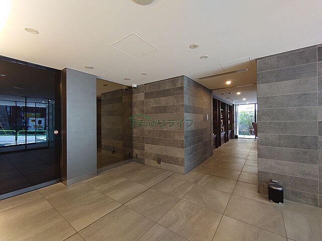6 / 14