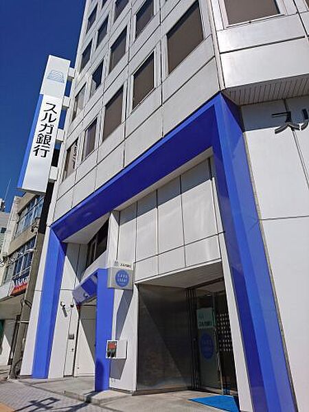 イースト　ヒル