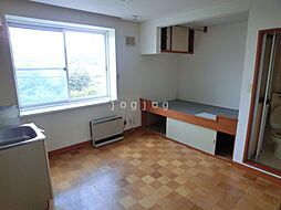 リバーサイド73 207 2階ワンルームのリビング/ダイニング