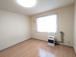 ラ・メゾン3−15 0102 1階1Kのリビング/ダイニング