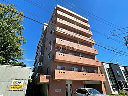 ウエストアゲン 2階