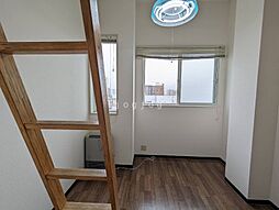 クロスコート 507 5階1Kのリビング/ダイニング