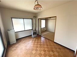 円山パークマンション 5 2階1DKのリビング/ダイニング