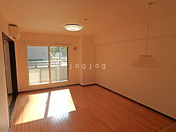 ライラックコート円山大通 307 3階2LDKのリビング/ダイニング