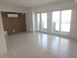 ブランシャール表参道 302 3階3LDKのリビング/ダイニング