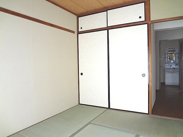 寝室