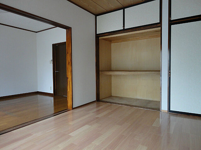 寝室