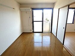 ラ・メゾンひまわり 2階2DKのリビング/ダイニング