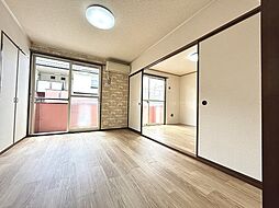 ライブタウン平林B棟 1階3DKのリビング/ダイニング