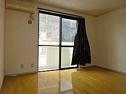 プリオールU 2階1Kのリビング/ダイニング