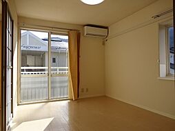 フレッシュタウンNGIII 2階2Kのリビング/ダイニング